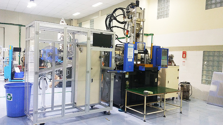 인서트 사출자동화